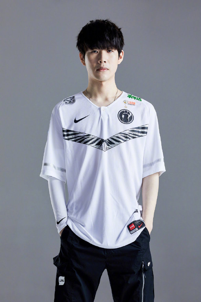 场均数据逐 场均数据逐