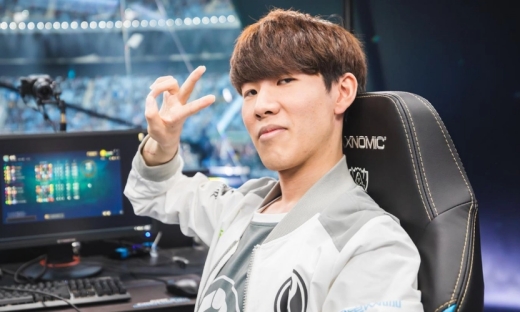 的三步曲以 的三步曲以