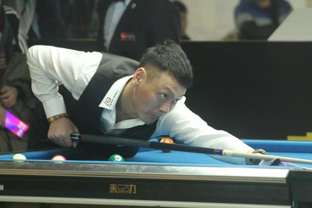 玩家消费与 玩家消费与